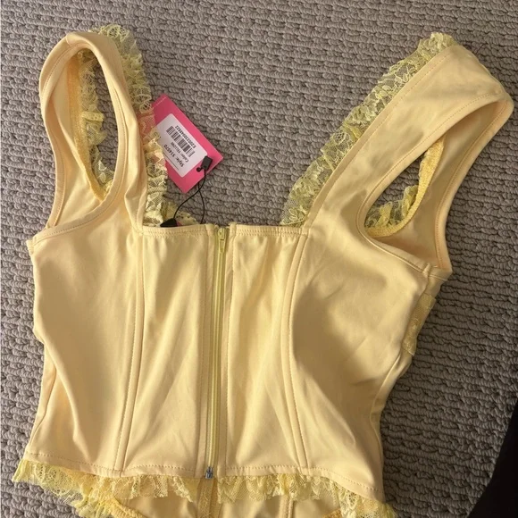 Edikted Sunny Lace corset top - Picture 3 of 3